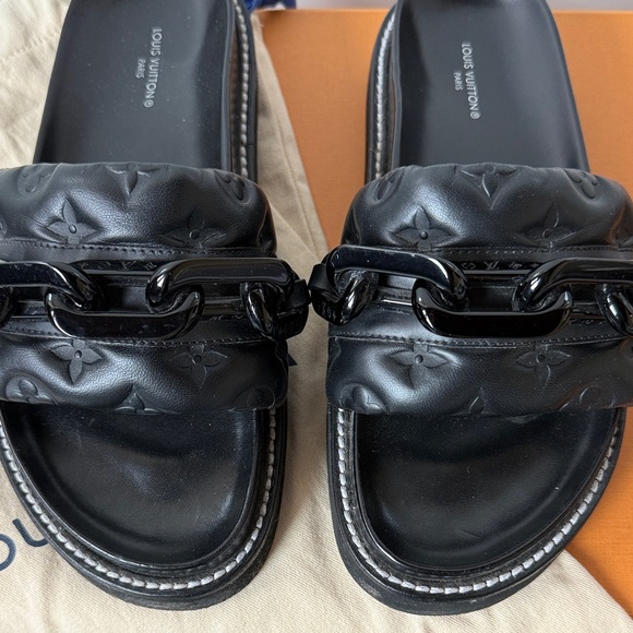 Louis Vuitton Black Chain Detail Women’s Sandals - Picture 2 of 4